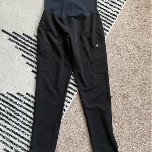 Black Yola-Maternity tall skinny scrub pants